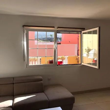 Grosse Terrasse. Modern. Office. Solarium Apartment Los Realejos